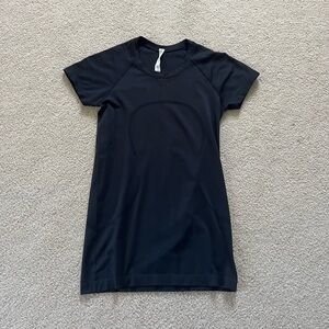 Lululemon Swiftly Tech